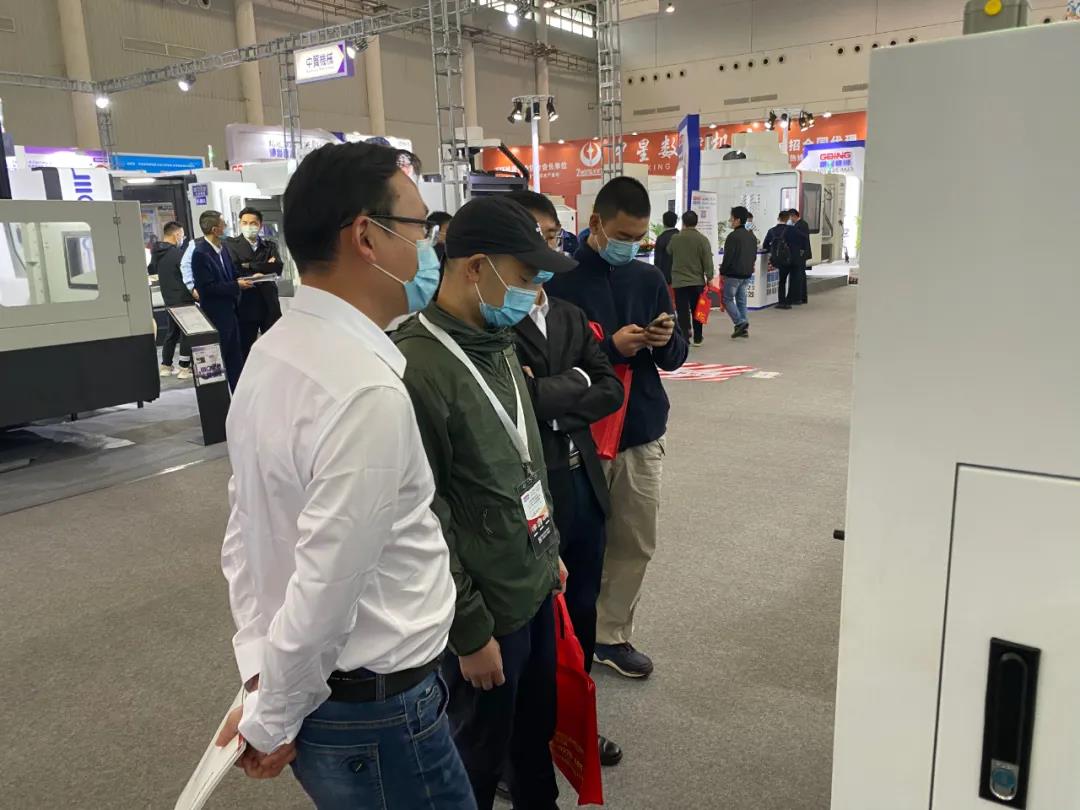 BG视讯精机武汉机床展